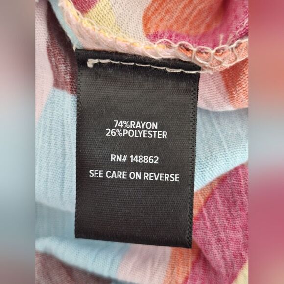 Torrid multicolor top size 1 (14-16) - Picture 4 of 6